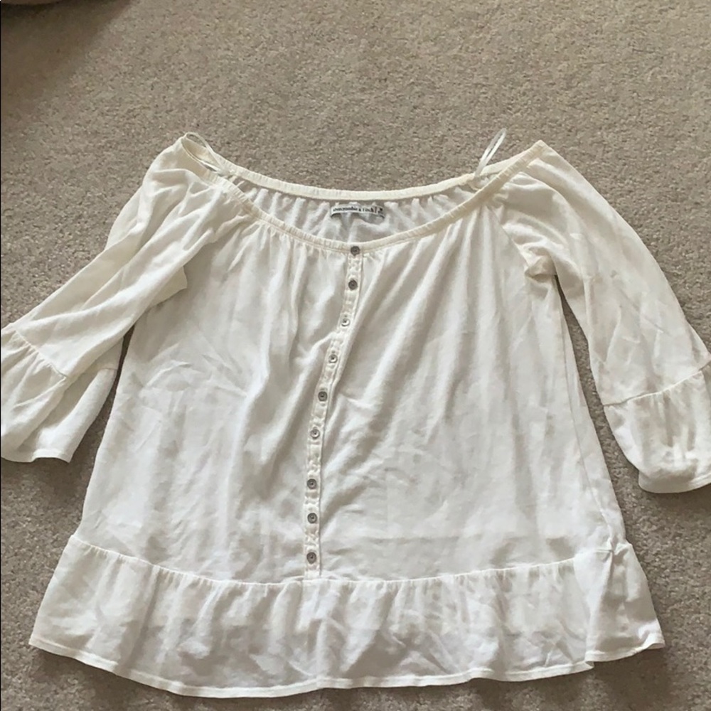 Off-the-shoulder top